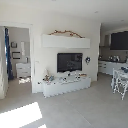 Holiday home Mirasole House Leggiuno